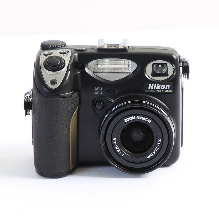 ニコン COOLPIX E5000
