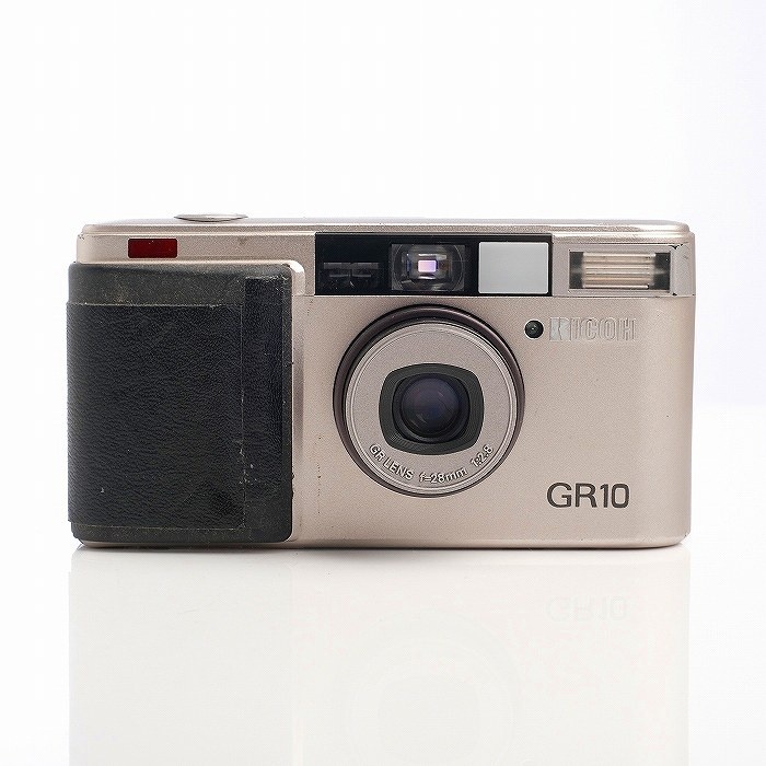 リコー GR10