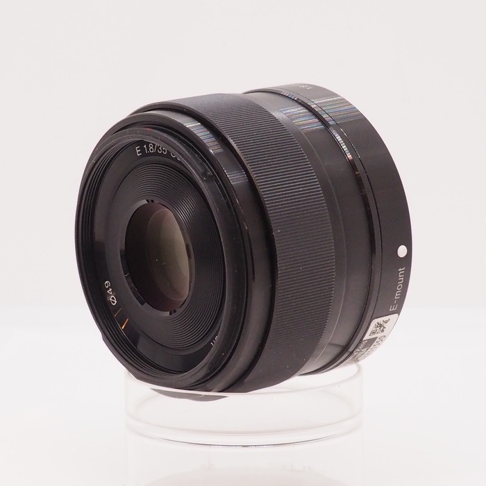 ソニー E35/F1.8 OSS