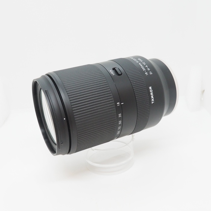 タムロン 18-300/F3.5-6.3 DI3-A VC VXD B061S