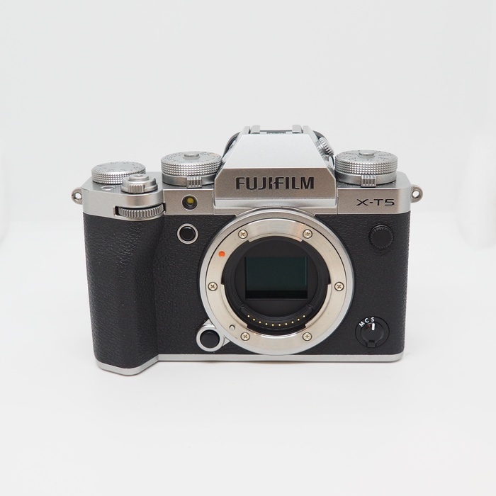 フジフイルム X-T5-S ボデイ