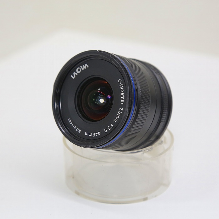 LAOWA 7.5/F2 MFT