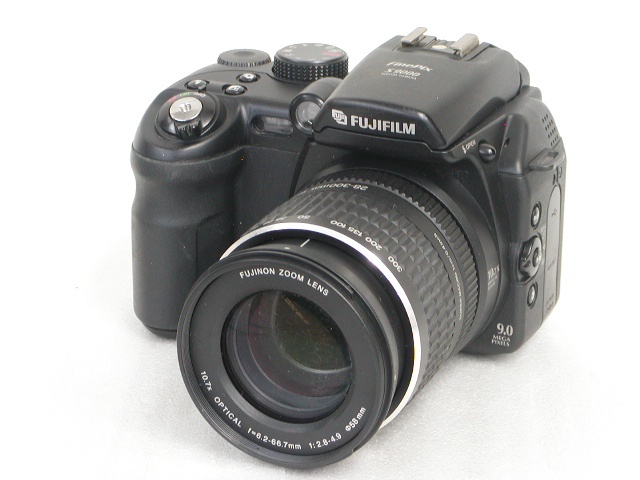【ジャンク】 FinePix  S9000