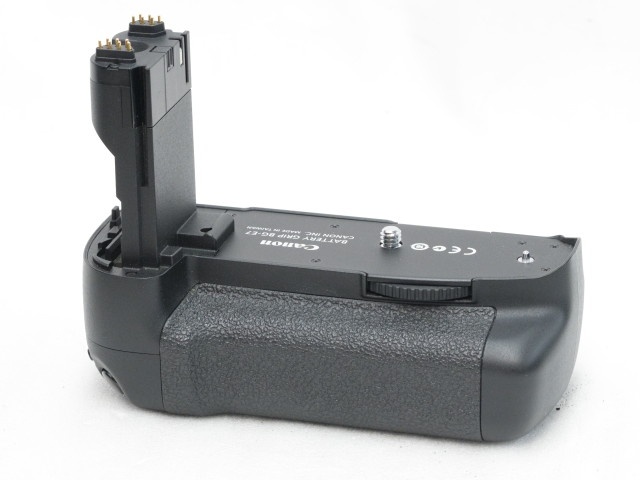 BATTERY GRIP  BG-E7  (for EOS 7D)