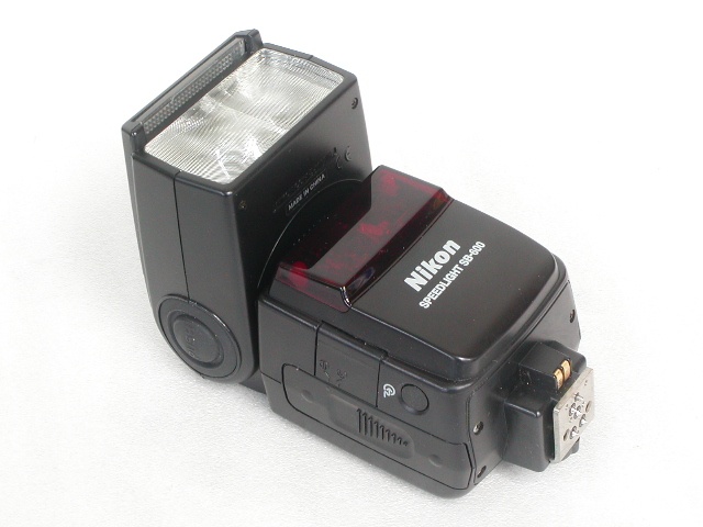 SPEEDLIGHT  SB-600