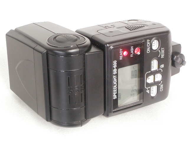 SPEEDLIGHT  SB-600