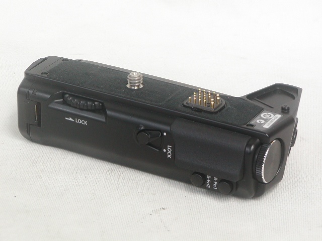Power Battery Holder  HLD-6P (for E-M5 ・E-M5 II)