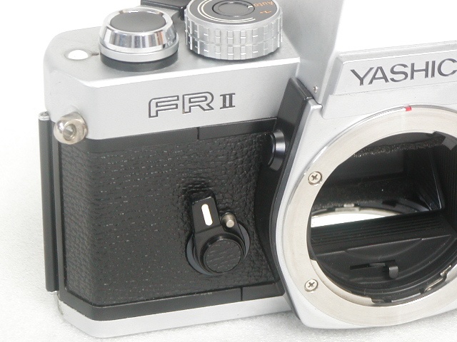 【ジャンク】 YASHICA FR II  Body