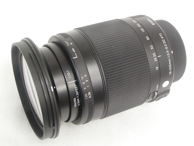 Contemporary 18-300mm F3.5-6.3 DC MACRO OS HSM (for Nkon AF)