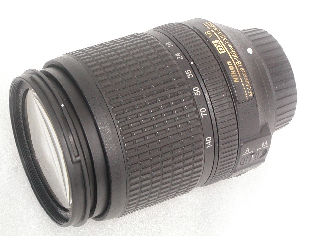 AF-S NIKKOR DX 18-140mm 1:3.5-5.6 G ED VR