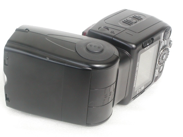 SPEEDLIGHT SB-700