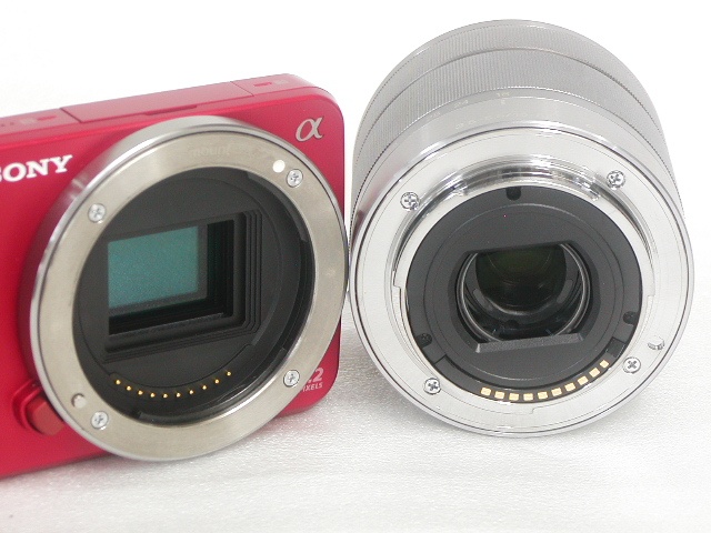 NEX-3 (Red)  E 18-55mm 1：3.5-5.6 OSS  w/HVL-F7S