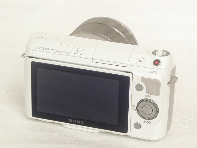 NEX-F3 (White)  E 18-55mm F3.5-5.6 OSS  Kit