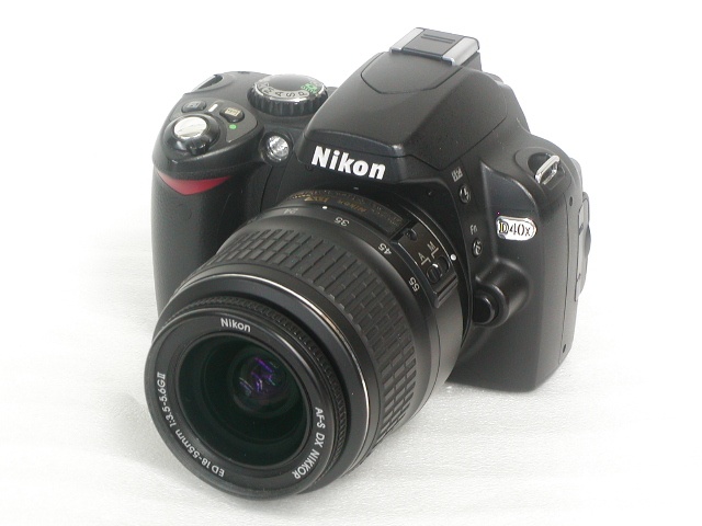 D40 x  AF-S DX 18-55mm f/3.5-5.6G ED II  Kit