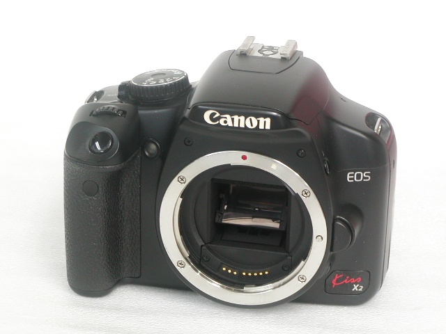 EOS Kiss X2  Body