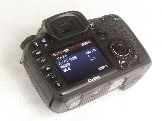 EOS 7D Body W/純正予備バッテリー