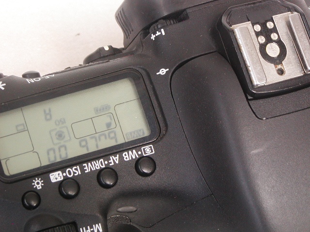 EOS 7D Body W/純正予備バッテリー