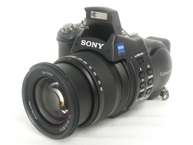 Cyber-Shot DSC-F828