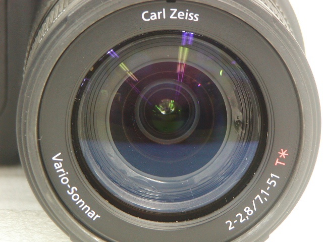 Cyber-Shot DSC-F828