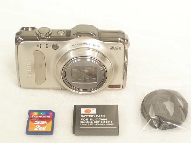 7月 FinePix  F600 EXR  (Gold)