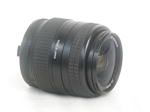 AF NIKKOR  28-70mm f/3.5-4.5 D
