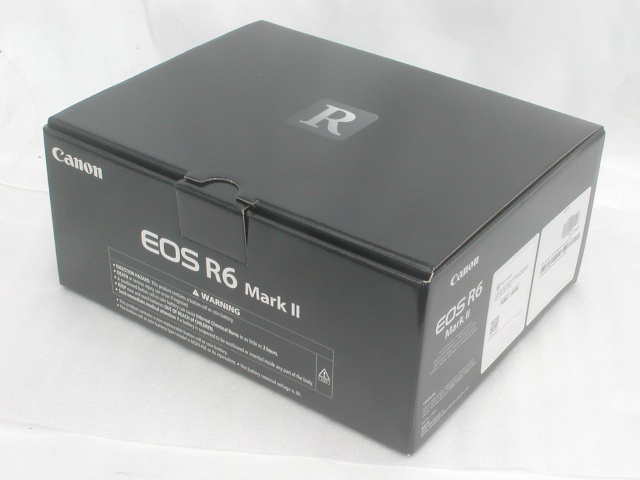 【新品】 EOS R6 Mark II Body 【特価】