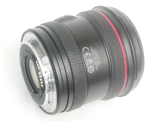 【美品】FISHEYE  ZOOM   EF 8-15mm  1:4 L  USM