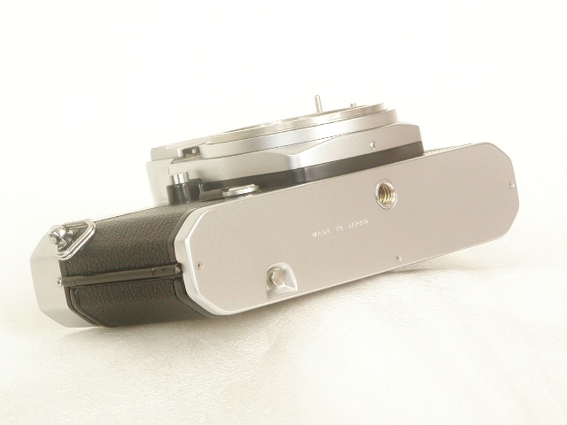 Nikomat  EL (Silver) Body