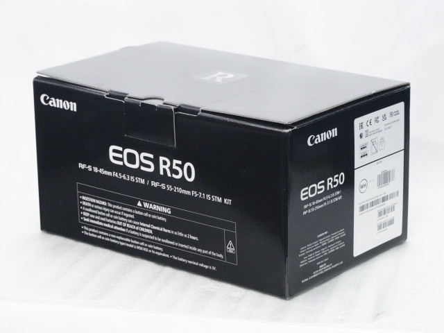 【新品】 EOS R50 (WH)  Double Zoom Kit 【特価】