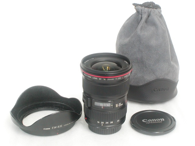 EF 16-35mm 1:2.8 L USM w/ EW-83E 