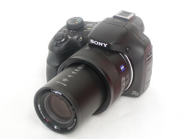 DSC-HX400V (Vario-Sonnar T* 2.8-6.3 / 4.3-215)