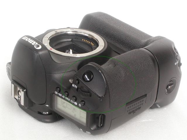 EOS 7D  Body  w/BG-E7