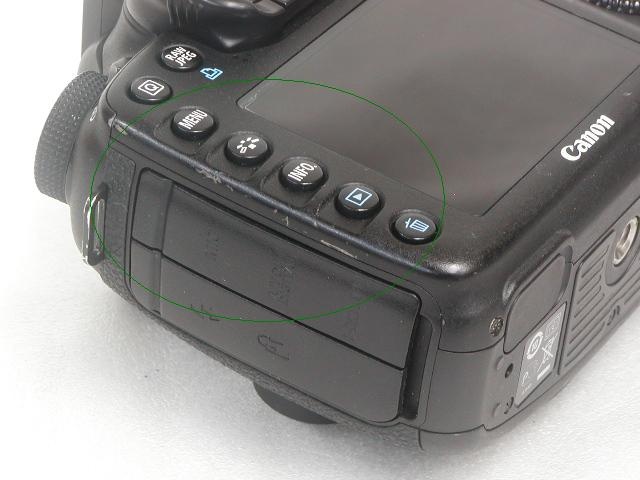 EOS 7D  Body  w/BG-E7