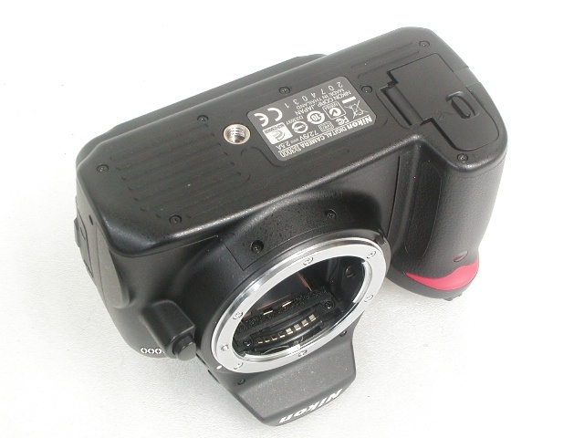 D3000   Body
