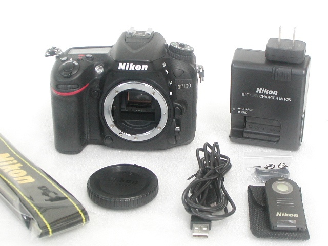 【美品】 D7100  Body