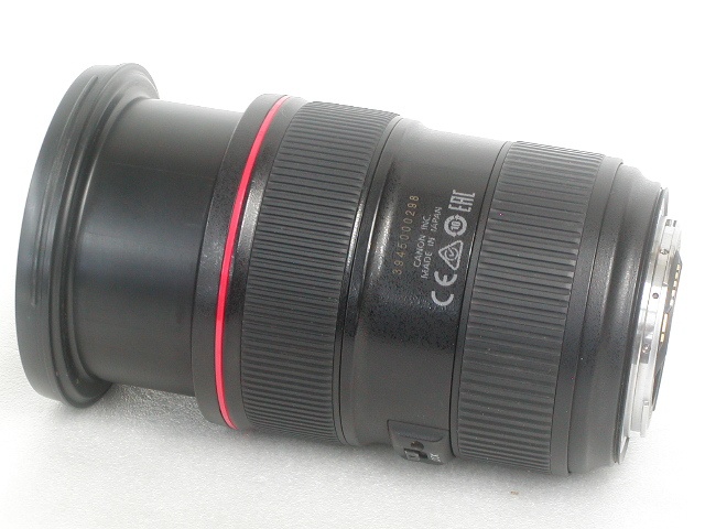 EF 24-70mm 1：2.8 L II USM  w/EW-88C
