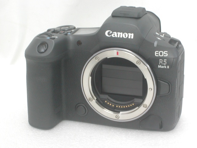 【美品】 EOS R5 Mark II