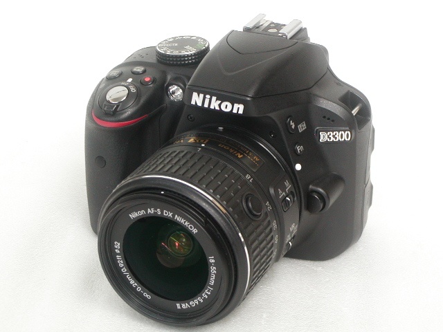 【美品】 D3300  AF-S NIKKOR DX 18-55mm 1：3.5-5.6G VR II  Kit