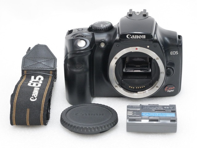 EOS Kiss Digital Body