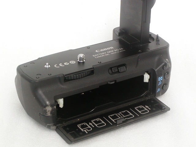 BATTERY GRIP  BG-E6 (for 5D Mark II)