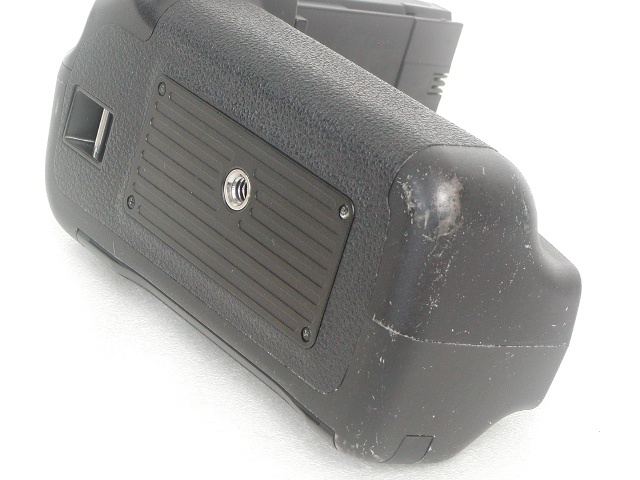 BATTERY GRIP  BG-E6 (for 5D Mark II)