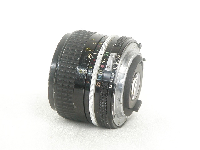 【難あり】 Ai NIKKOR  28mm f/3.5
