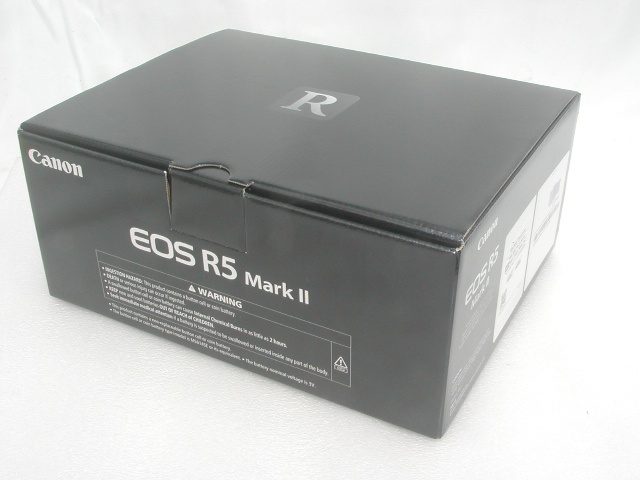 【新品】 EOS R5 Mark II 【特価】