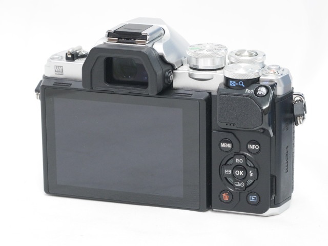 【美品】 OM-D E-M10 Mark III (Silver) Body