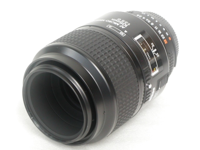 AF MICRO NIKKOR 105mm f/2.8 D