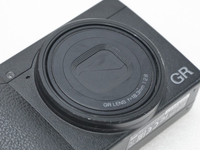 GR III GR LENS f=18.3mm 1:2.8