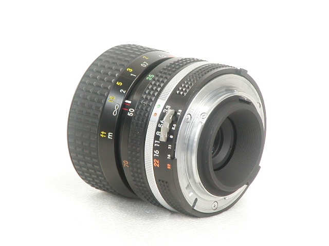 Ai-S NIKKOR 35-70mm 1:3.3-4.5 