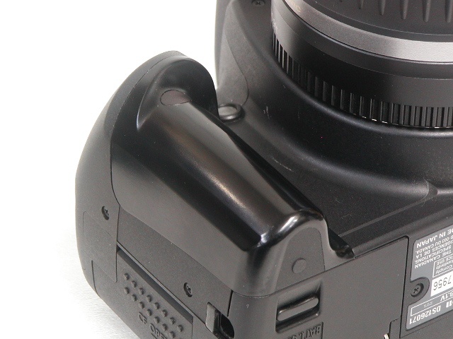 EOS Kiss Digital N  EF-S 18-55mm 1:3.5-5.6 II USM