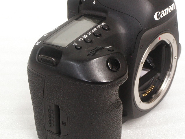 EOS 5D Mark IV  Body