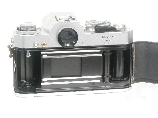 【ジャンク】 Nikomat  EL (Silver) Body